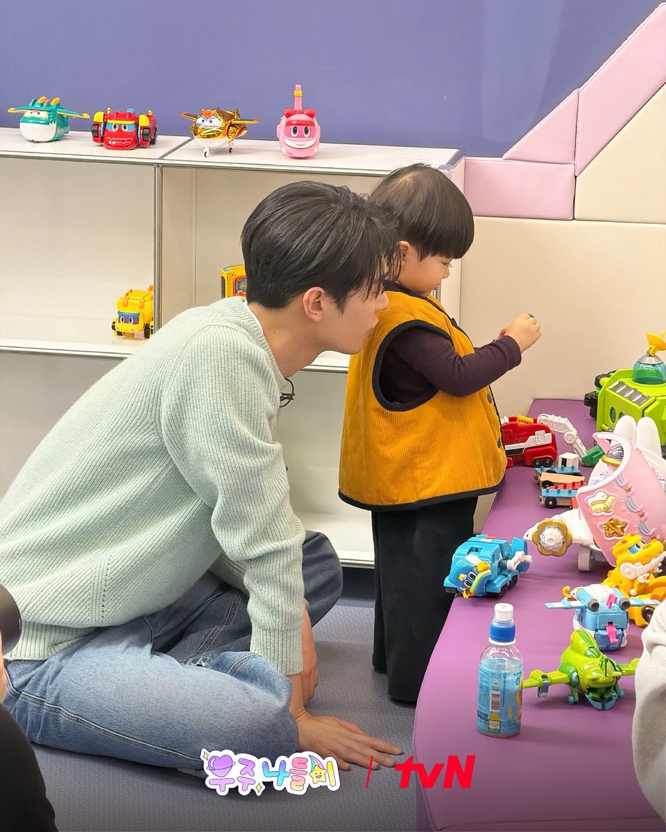 ⭐️trust &amp; watch ⭐️SEOHAM
[260209]tvndrama mate instagram
삼촌즈랑 우주♥️

#tvN_우주를줄게_박서함
#PARKSEOHAM 
#박서함 #tvN #우주를줄게