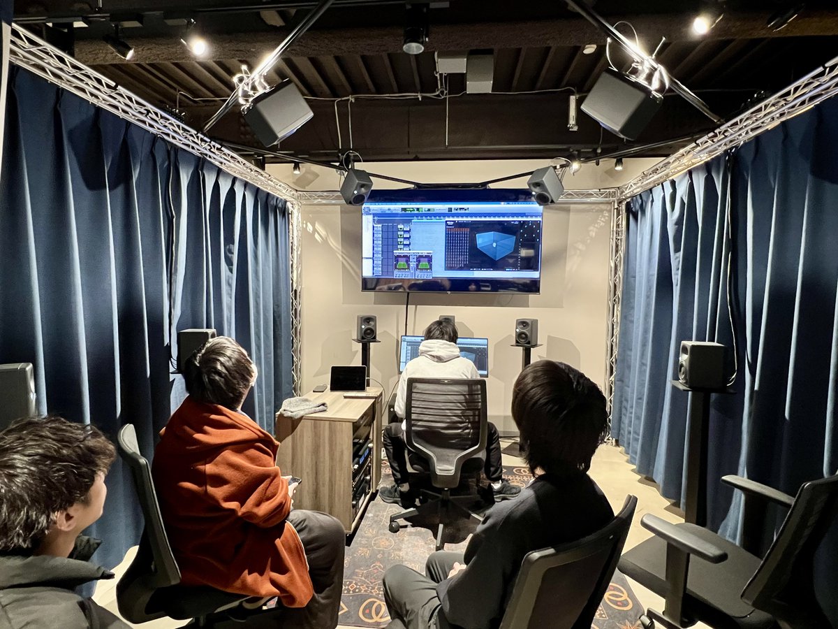 BaseShimokita's tweet photo. エンジニア合宿最終日！

座学も含め、アトモスミックスをみんなにやってもらいました！ https://t.co/6XisP8oXRt
