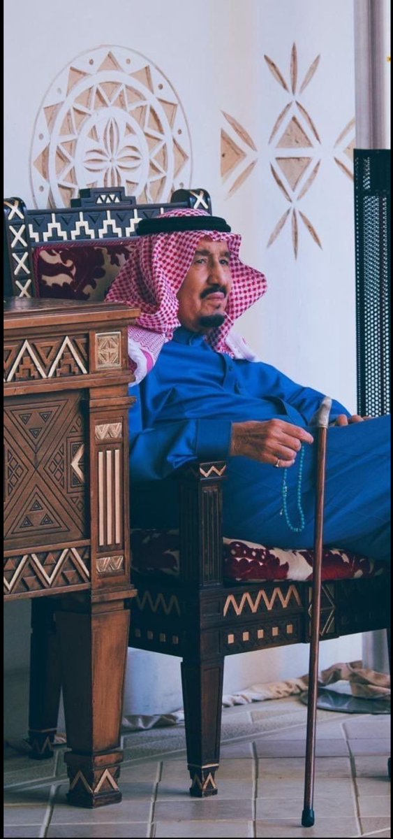 mobark_alsogaih's tweet photo. حفظ الله مولاي #خادم_الحرمين_الشريفين الملك #سلمان_بن_عبدالعزيز آل سعود وسيدي سمو #ولي_العهد_الأمير_محمد_بن_سلمان بن عبدالعزيز وأنعم عليهم بالصحة والعافية والعمر المديد https://t.co/qaq5YovDKN