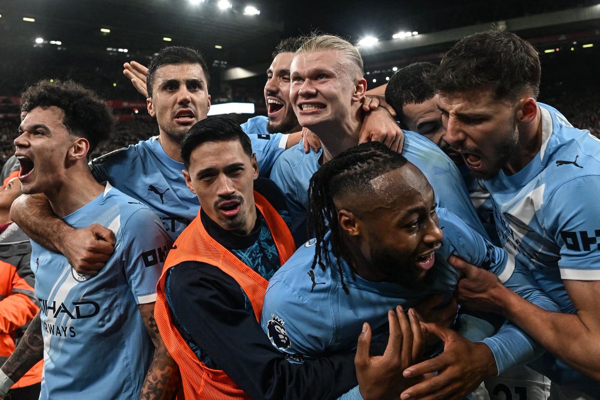 B0D_24's tweet photo. With a crazy end to Liverpool vs Man City yesterday, is the title race going down to the wire?
Are Liverpool going to finish in the top
Four?
Will yesterdayโs result play on the minds of the Arsenal players?
#PremierLeague #TitleRace #TopFour #LiverpoolFC #Arsenal #ManCity https://t.co/UoZloSFgUF