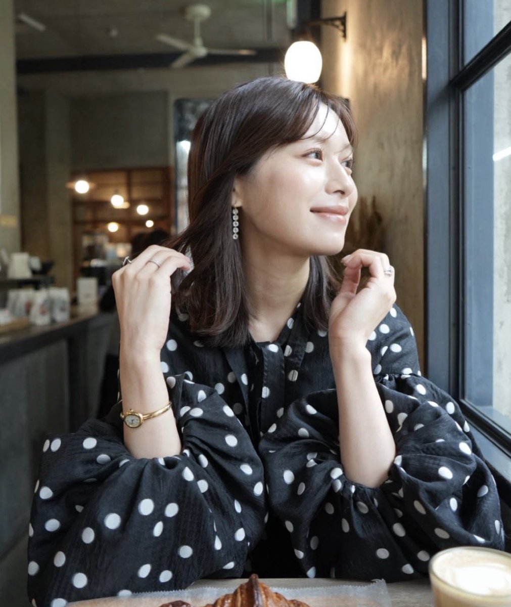 今日はこの前購入したばかりのlaubeblancのSheer Polka Dot Ribbon