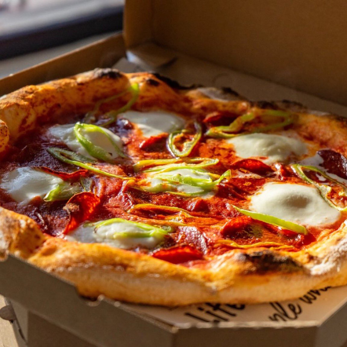 thepolandnews_'s tweet photo. 🍕| Dziś Międzynarodowy Dzień Pizzy. https://t.co/1sT03UT9sy