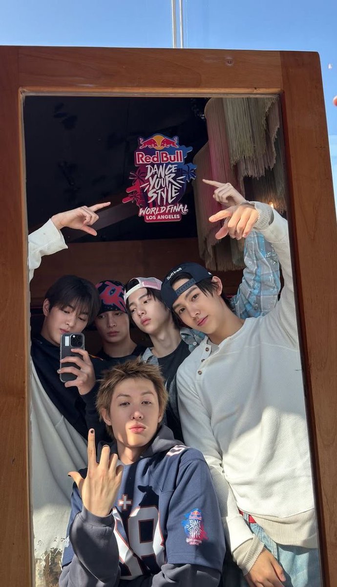 shaa .𖥔 ݁ ˖ tweet media