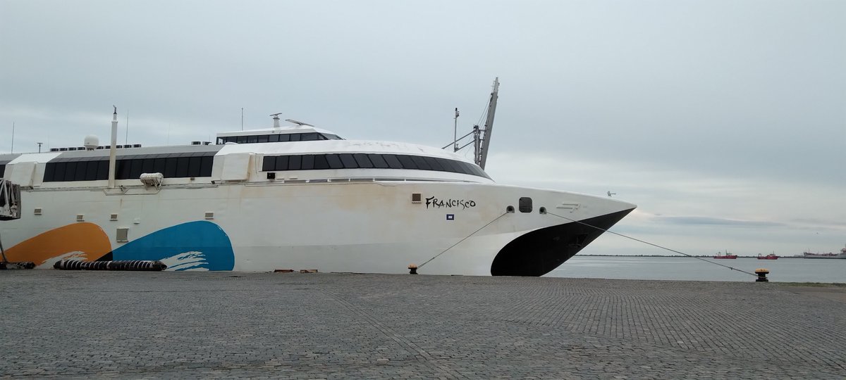 Lopezlaila1's tweet image. #Día10 #Puerto Montevideo #Uruguay