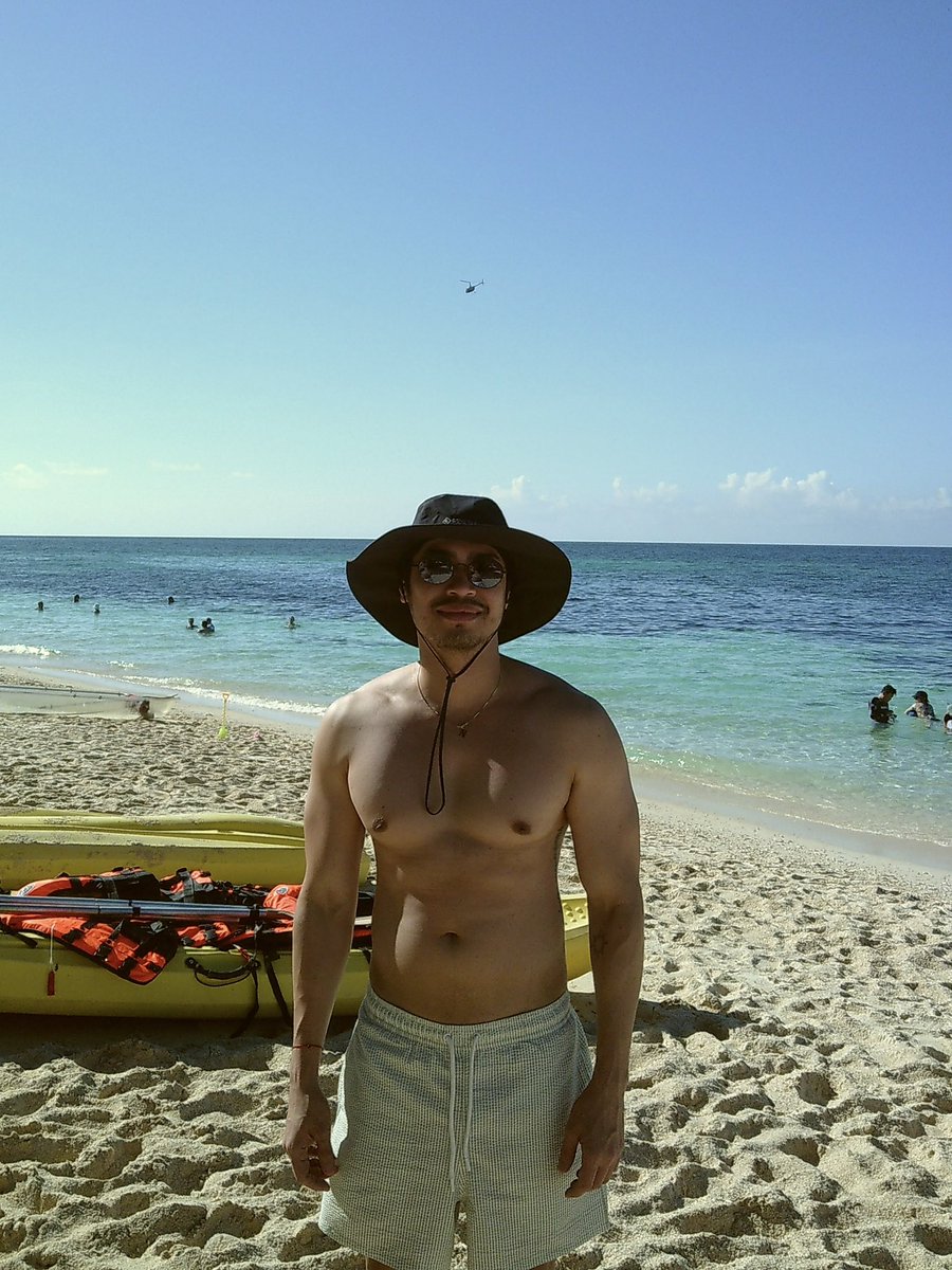 napoleonwii's tweet image. In my element 🌊