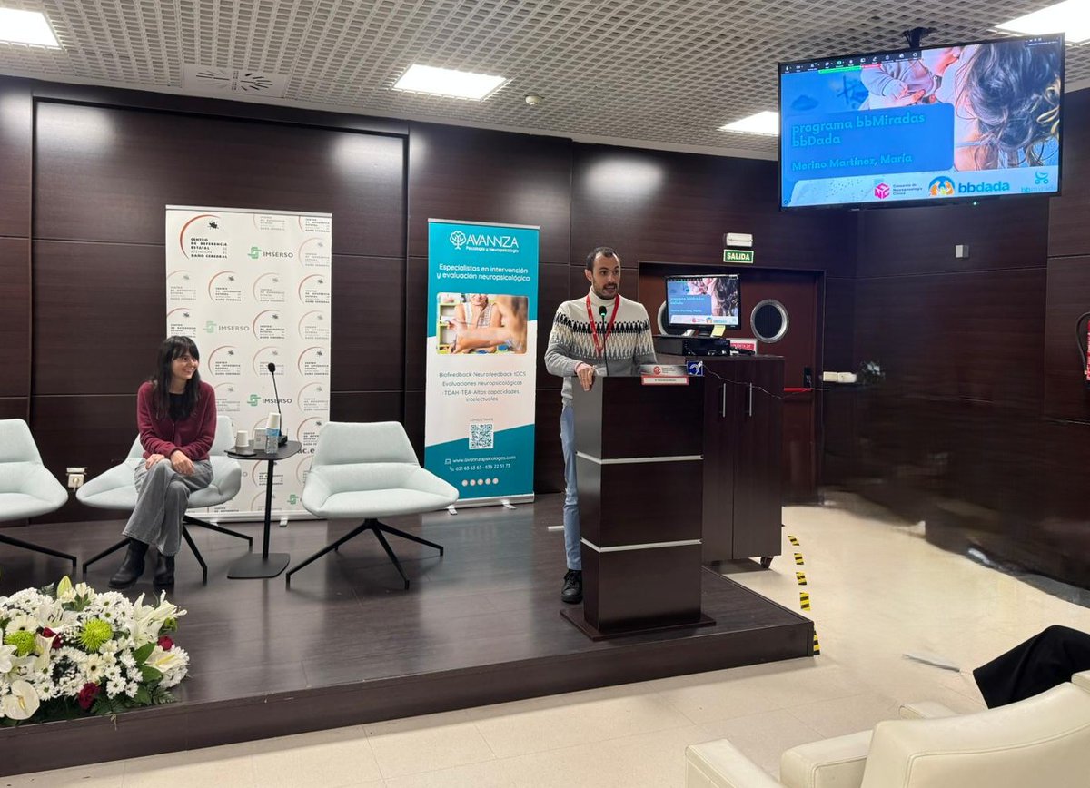 FMiradasTEA's tweet photo. 🔵Este pasado fin de semana, María Merino, directora técnica de Fundación Miradas, participó en la XVII Reunión Anual de la Sociedad Española de Neuropsicología Clínica, celebrada en Madrid.
👉Durante su intervención, habló de los programas #bbMiradas y #bbdada. https://t.co/ClCGduNW8i