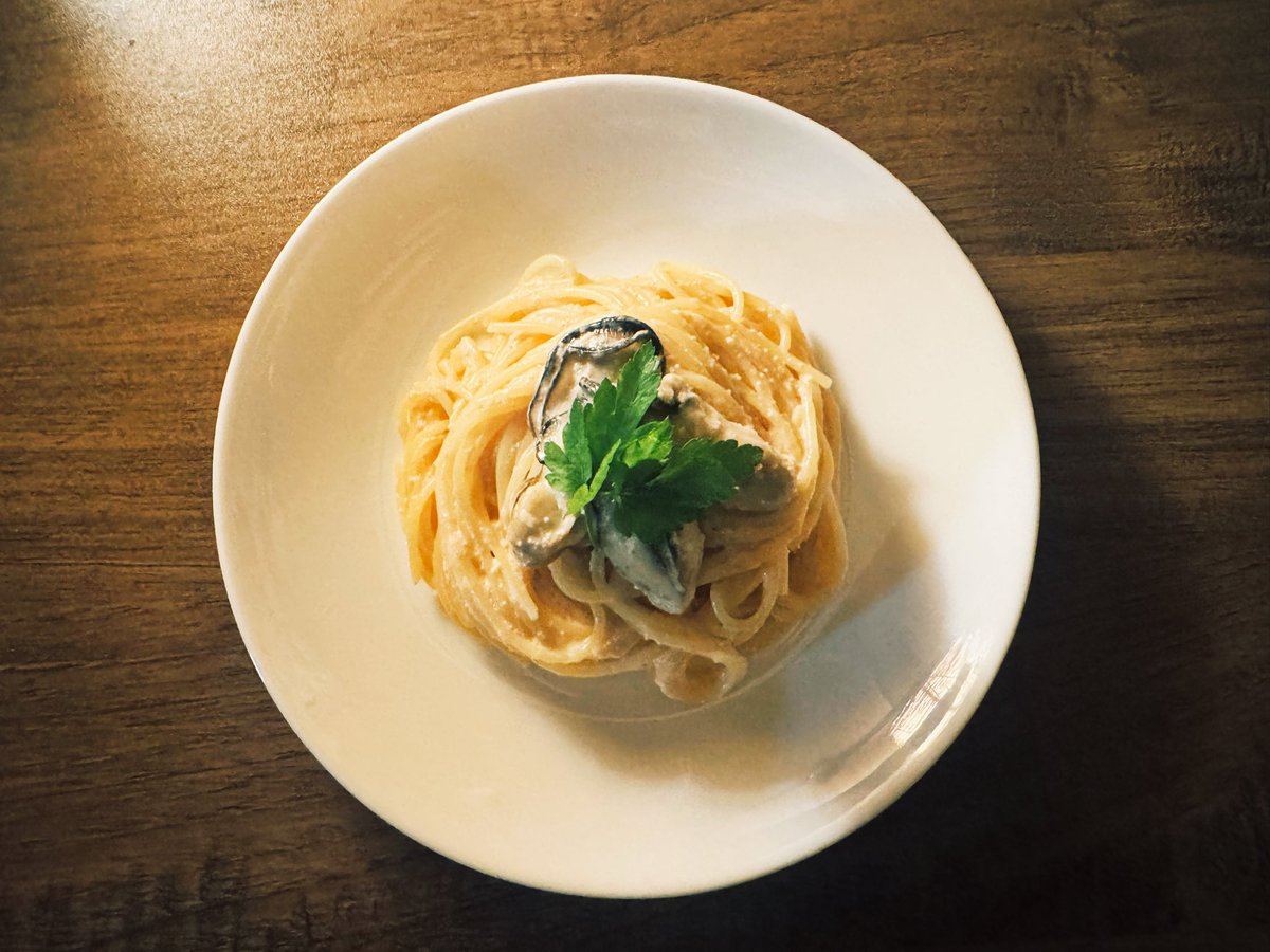 3y3s000's tweet photo. 俺のイタリアン🍝
牡蠣と明太子のクリームパスタ🇮🇹

これは旨みの爆弾や！笑
最後残り一滴もソース残さず完食！

Buono👍

#明太クリームパスタ
#イタリアン
#パスタ料理 https://t.co/k2wr7gvuDZ