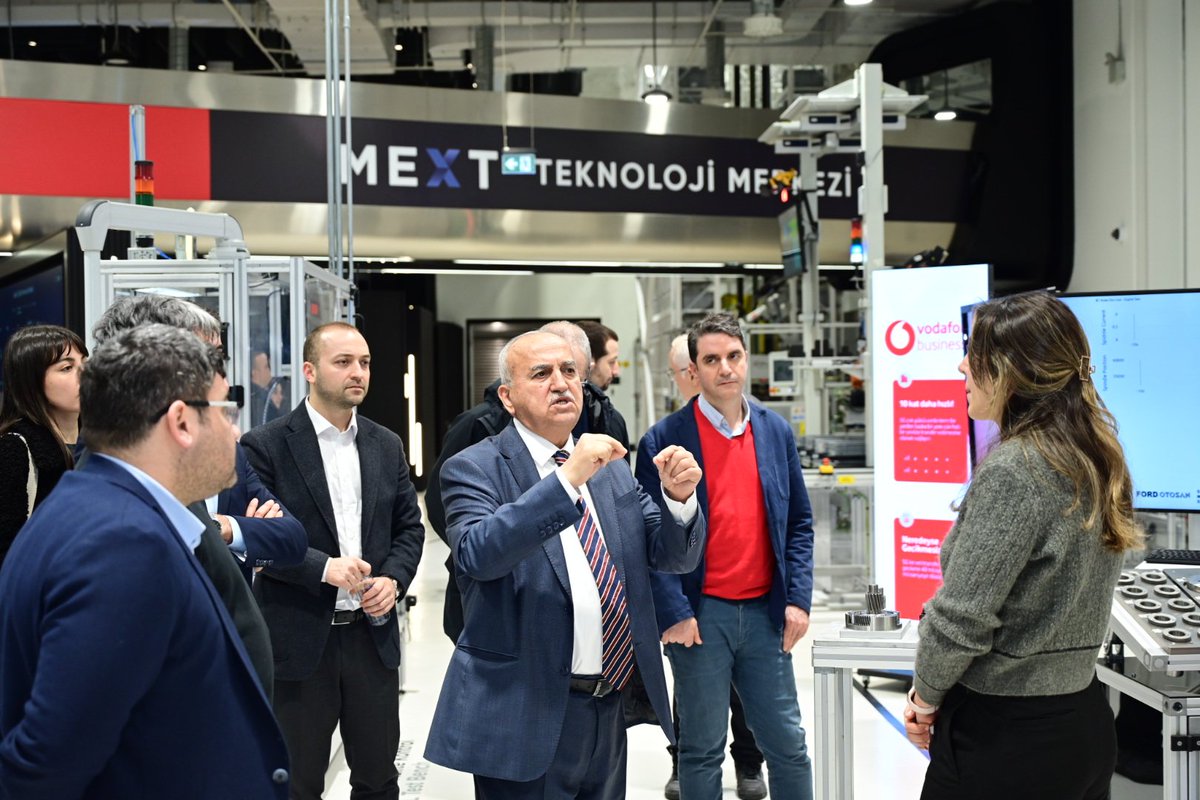 ostimosb's tweet photo. OSTİM'den, MEXT'e

#OSTİM Başkanı Orhan Aydın ile birlikte OSTİM OSB, OSTİM Yatırım, Ostim Teknopark ve Kümelenme yöneticilerinden oluşan heyet, dijital ve yeşil dönüşüm ve yapay zeka da üreticilere rehberlik yapan merkezi inceledi. @ostimteknopark @ostimyatirim
@ostimenerjik https://t.co/4YHn3se4Xq
