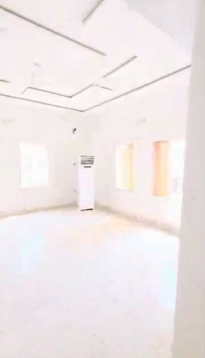 aproglobal's tweet photo. Newly built fully detached 5 bedroom duplex for rent with 3 sitting rooms and 2 BQs.

Features:
Swimming pool
CCTV camera
Aquarium feature fountain
Electric fence
Remote control gate
Security gate. 
Gem Area 
Green Area
Fish pond
Ac.

Rent : 20m per year
07063822217 https://t.co/4Pc89ZKCs6
