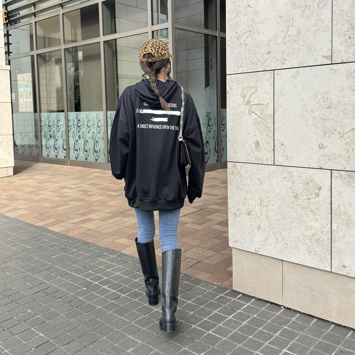 copine_select's tweet photo. ビッグパーカー✨
https://t.co/egcetZGhcC

#denim 
https://t.co/2jzq0nZdx5

#キャップ
https://t.co/t92MznrmwJ

#スーパ��ストレッチ　#スキニーデニム　#レオパード　#cap #オトナカジュアル　#onlineshop #copine #ママコーデ　#outfitoftheday https://t.co/TefmrO6FE9