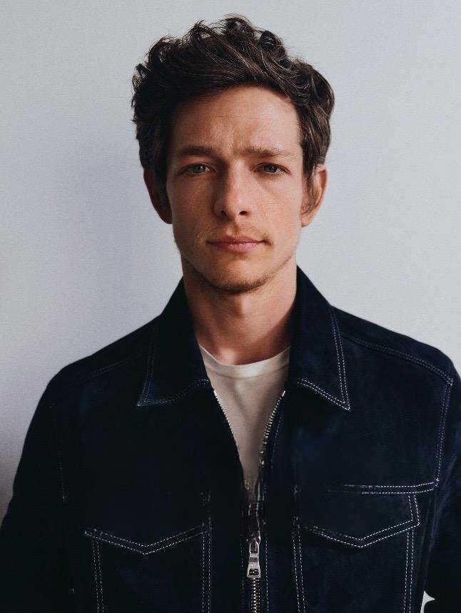 allstarsshow_'s tweet photo. Mike Faist a été nommé nouvel ambassadeur de la marque Dior.
#mikefaist #Challengers #westsidestory #panick #Dior https://t.co/942o0g6LF0