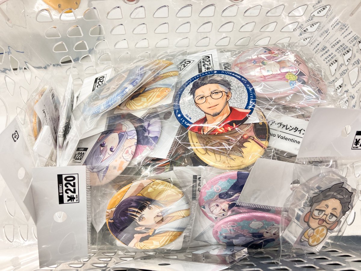 入荷情報】 にじさんじ 8th with cake！ チップス アニメイトカフェ