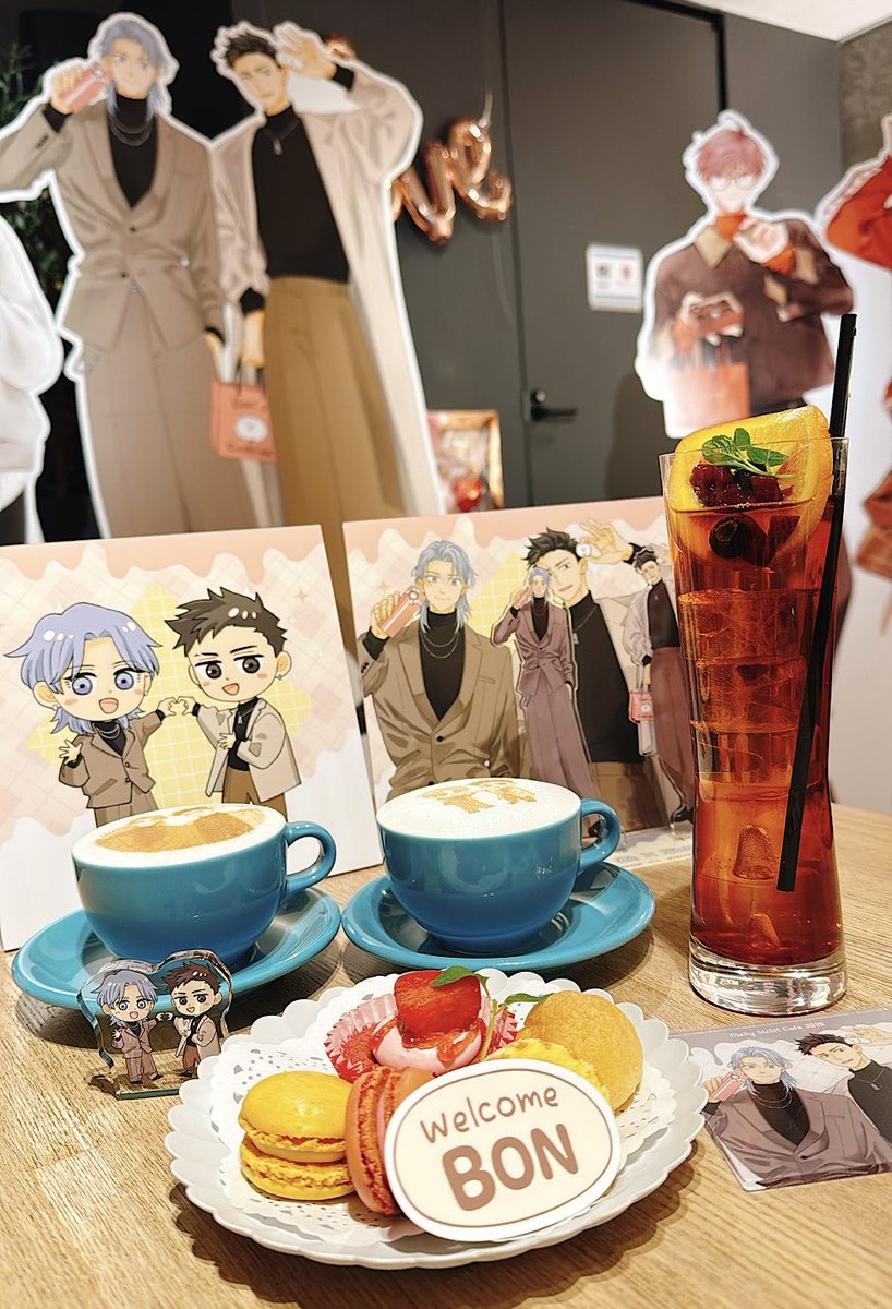 そういえばSDのアクコと紙コースター、二人のハートポーズに合わせて