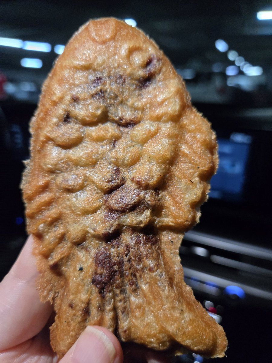 jeong_i94194's tweet photo. 엑친님들
맛저하시고 계시겠죠?
혹시 붕어빵 어디부터 드세요
머리vs꼬리 https://t.co/1JNz5cZJRR