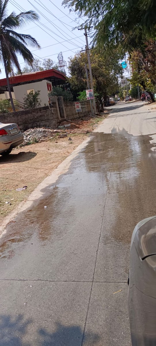BallaVarun's tweet photo. @HMWSSBOnline @GHMCOnline Drainage overflow in Bhaskar Rao Nagar (next lane), Sainikpuri. Dirty water is flowing in front of my house, making it difficult and unsafe to walk. Request the concerned authorities to take immediate corrective action. https://t.co/SuqZ66qd8a