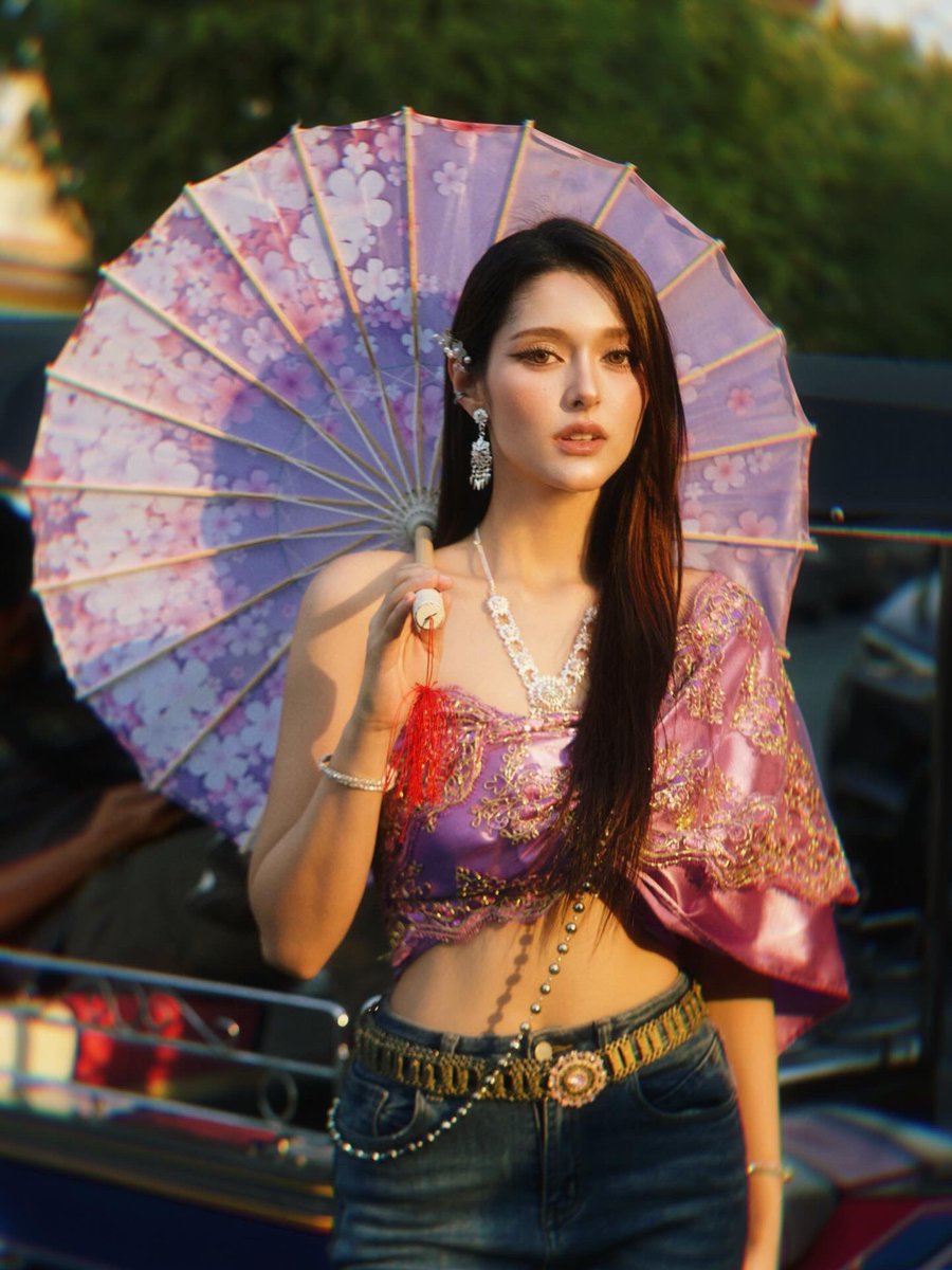 mali_justmine's tweet photo. อั่นว่าศรีศรีศรี ฮอดวันเวลาดี มีบายศรีตกแต่ง อิ้ย้าห์ส์ https://t.co/OuZ9amR2fL