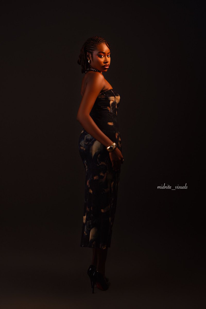 ThatGirl_ifechi tweet media