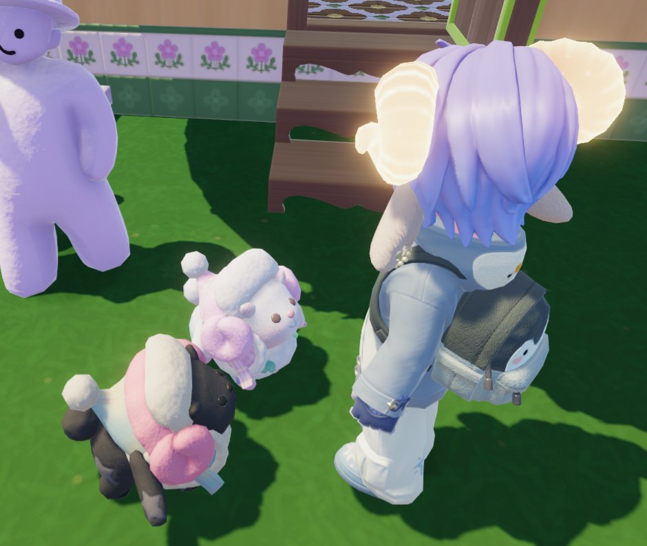 ly_game000's tweet photo. 新しい子お迎えできてみんな着ぐるみになっちゃった！笑
可愛いんだけどあとでちゃんと元に戻すからね(*´꒳`*)

イベントの商品代行は全然良いんだけど連続でする時サラダとかでいいから欲しいなって思った今日この頃...HPが0になってしまった😂

#ハートピア #ハートピアスローライフ https://t.co/LwP1k4PQls