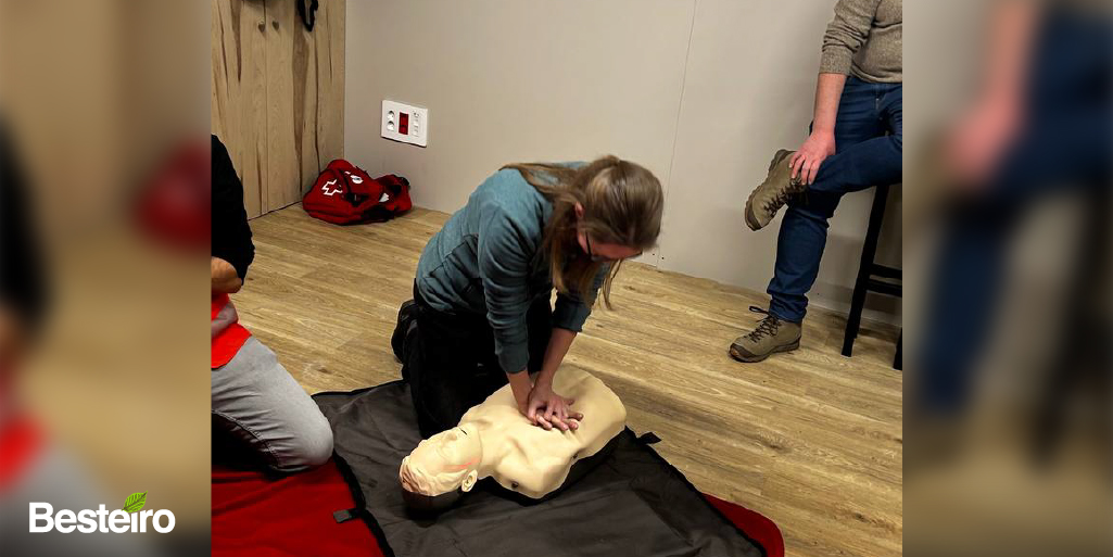 MADERAS BESTEIRO tweet media