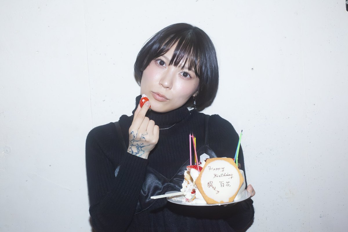 wanderlandlove's tweet photo. 誕生日はホールケーキ独り占め一択❤︎ https://t.co/VLUwTeX7yu
