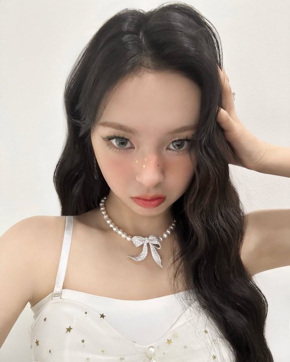 ecc2m8m's tweet photo. #CHIQUITA
#BABYMONSTER
#베이비몬스터
#YGEntertainment
#CANNY
#MONSTIZE
@YGBABYMONSTER_
@_BABYMONSTER_JP https://t.co/MaWj4S1fXF