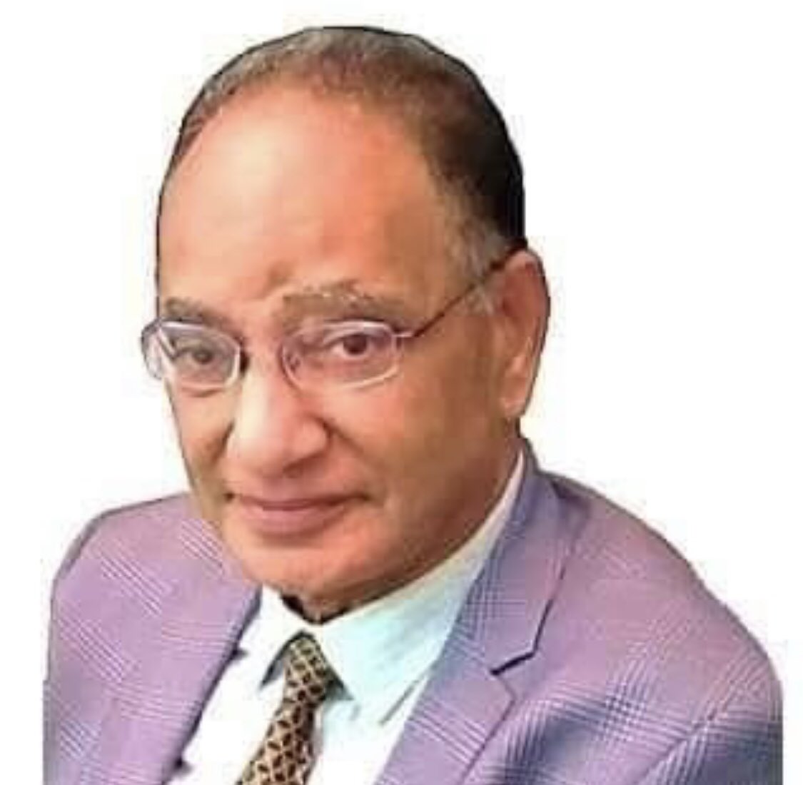 Doctor_q8's tweet image. تخرّجت من كلية الطب وأصبحت طبيباً بالرغم من رسوبي في النهائي، نعم هذه حقيقة وليست دعابة،فقد حدث ذلك بالفعل(دفعة 1978 بكلية طب القاهرة)، ولست الطبيب الوحيد الذي حصل على بكالوريوس الطب وهو راسب! في الحقيقة لم تنجح سوى طبيبة واحدة من أصل26طالباً كنا في المجموعة "ب" من هذه الدفعة،…