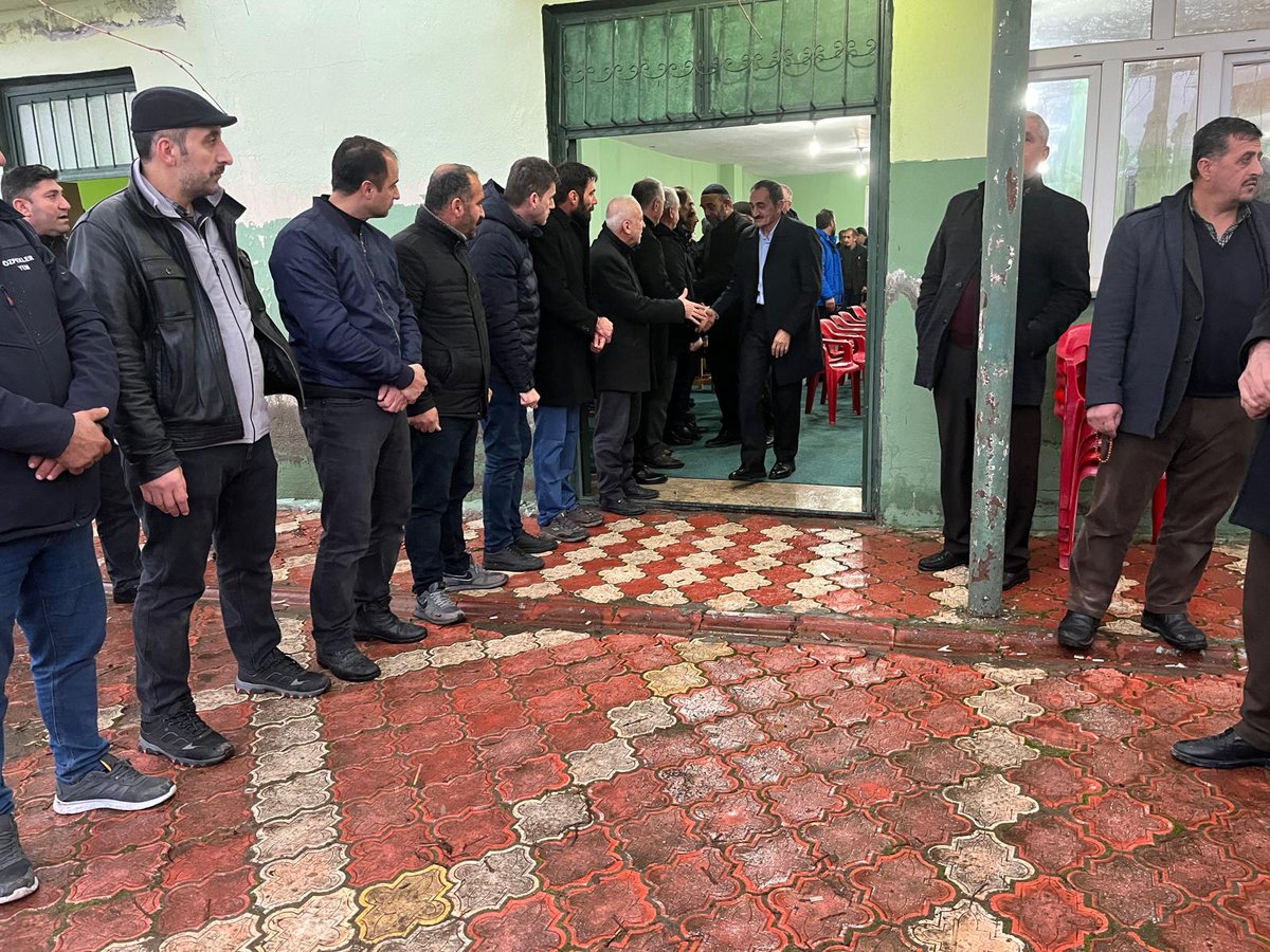 İlçe Başkanımız sn. Veysel Çelik, Yönetim Kurulu Üyelerimiz ile birlikte;  Yaşar Ailelesine taziye ziyaretinde bulundu.

Merhuma Allah’tan rahmet, ailelerine başsağlığı ve sabır diliyoruz.