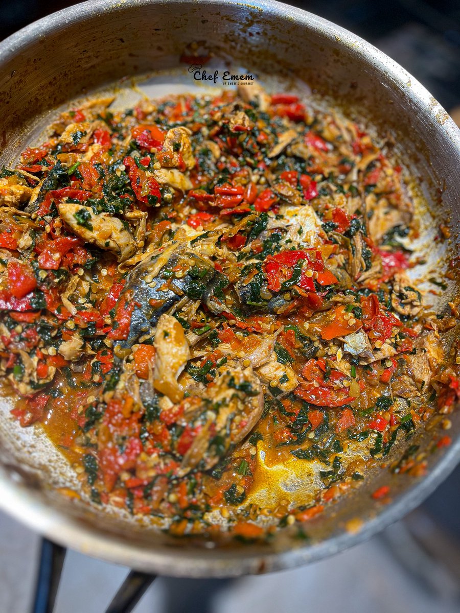 chef_emem's tweet photo. Yam or rice? https://t.co/8U142xLJWn