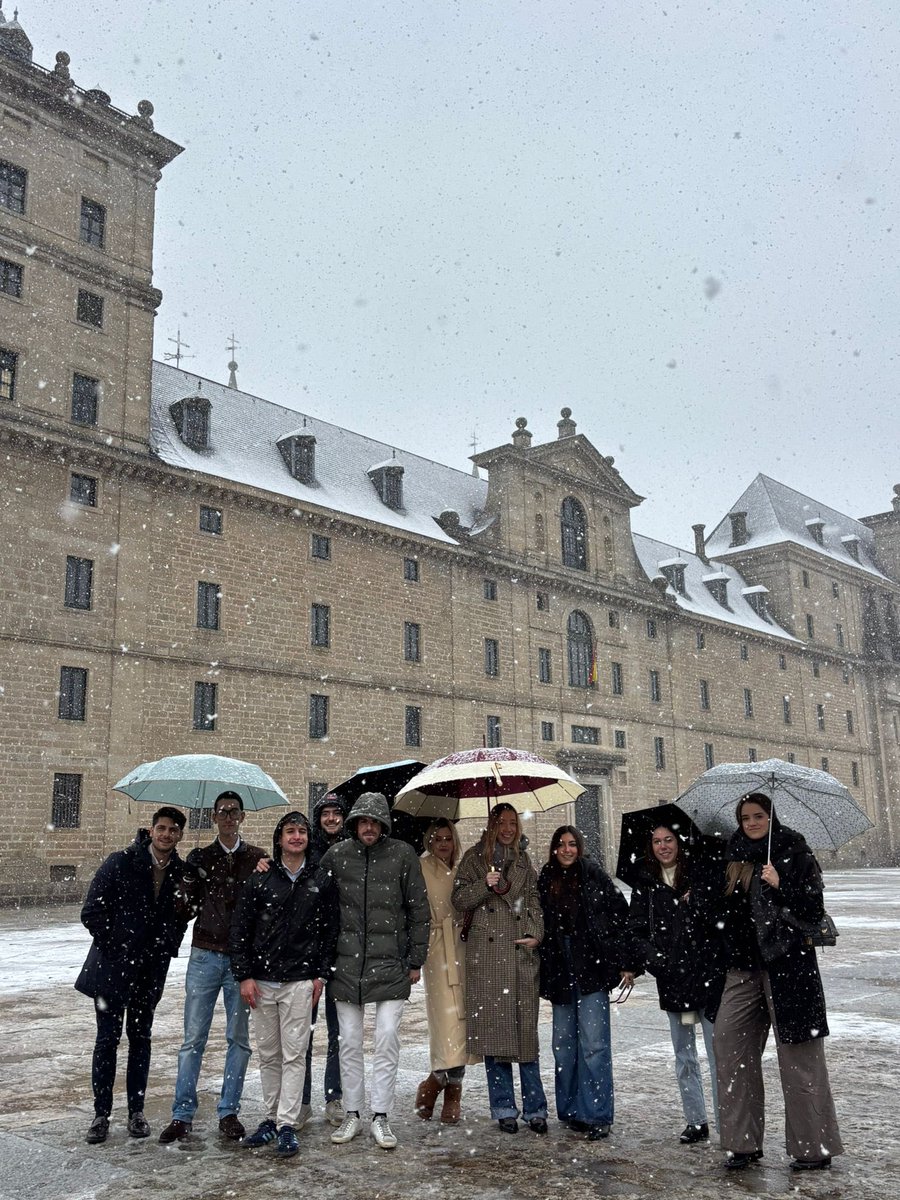 Este finde semana hemos estado presentes en la III Academia de la Juventud Madrileña, unos días de aprendizaje y de conocimiento. 

Pero lo más importante, los jóvenes seguiremos dando batalla, porque la generación Z no está perdida 👊🏻