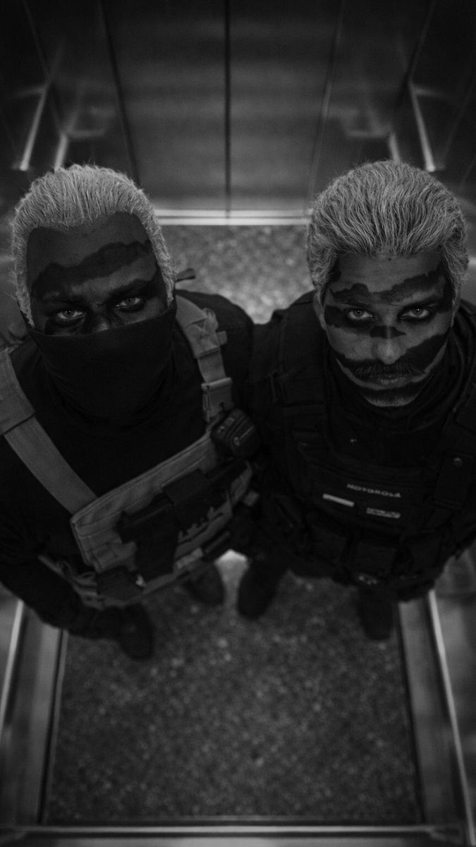 خلفيتين للجوال الفا وأسامه ان شاء الله تعجبكم 
الفرق بين الصورتين وحدة ابيض واسود ووحده فيها الوان خفيفه