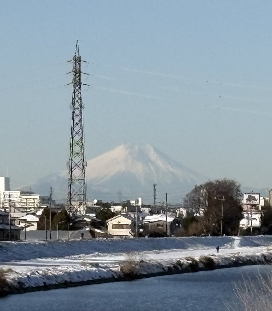 2026.2.9.🌃
今日の福拾い✨
この通り道を拾いました😊✨
#福拾い 
#ゴミ拾い 
#一日一愛 
追記
今朝は時間があったので富士山🗻を📸🎶💕✨