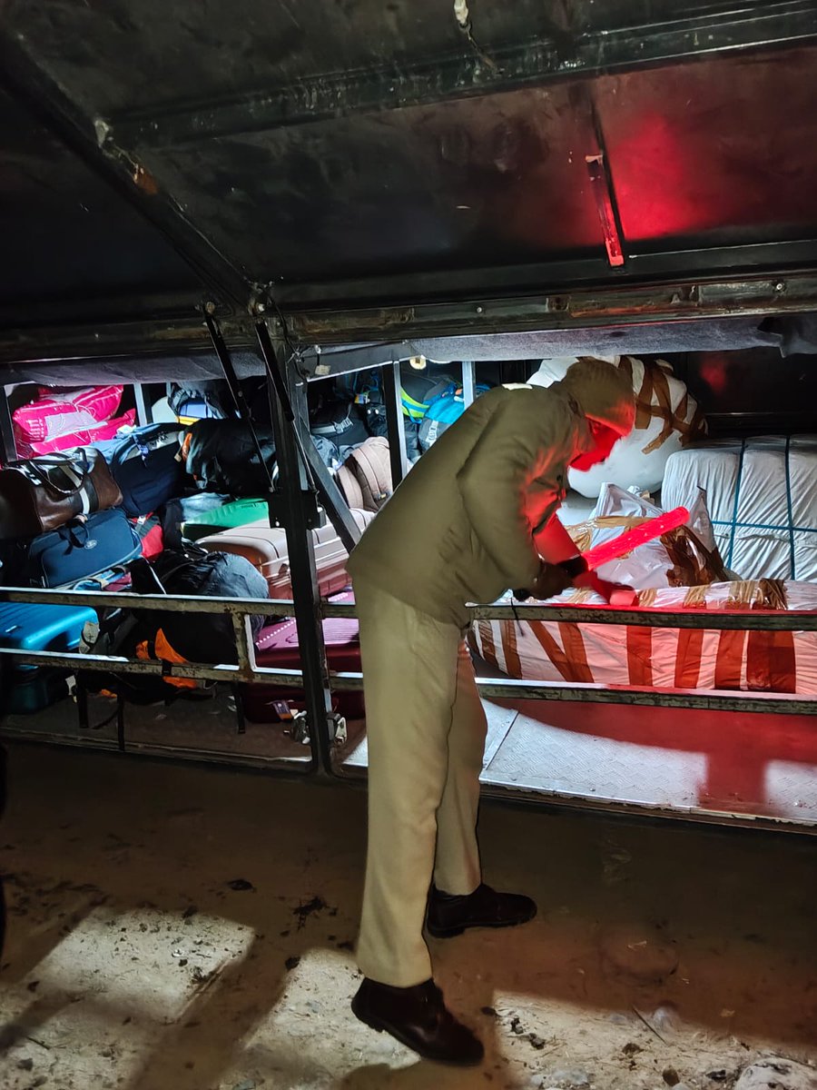 🚍🚔 Intensive Checking of Volvo Buses-Zero Tolerance Against Drugs 🚔🚍
PD Dehra conducted a special NDPS checking drive across all PS and posts, focusing on Volvo buses to curb possible drug trafficking.
🔍 Luggage &amp; bus dicky checked
👀 Suspicious activities closely monitored