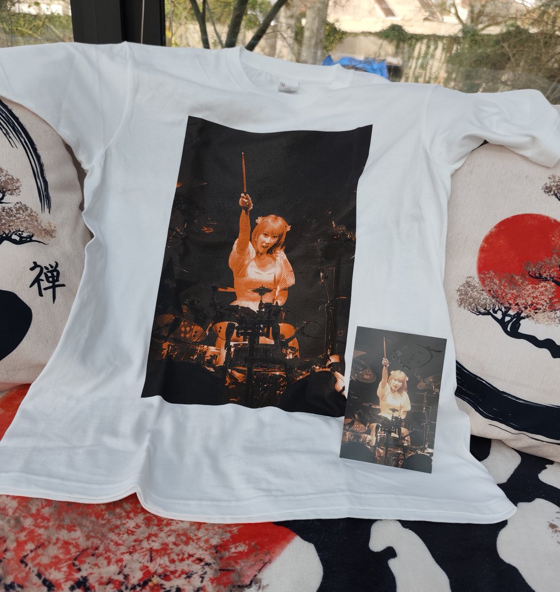 micha232013's tweet photo. just received ☺️:
#Haruna's #BirthdayTshirt2025
The 2025 collection is now complete🤘🐺🤘
#haruna 🥁💛#harupi #はるぴー @harupidrums #LOVEBITES 🐺🔥
#LittleBigEngine❤️🔥 https://t.co/wOPuAoJbUU