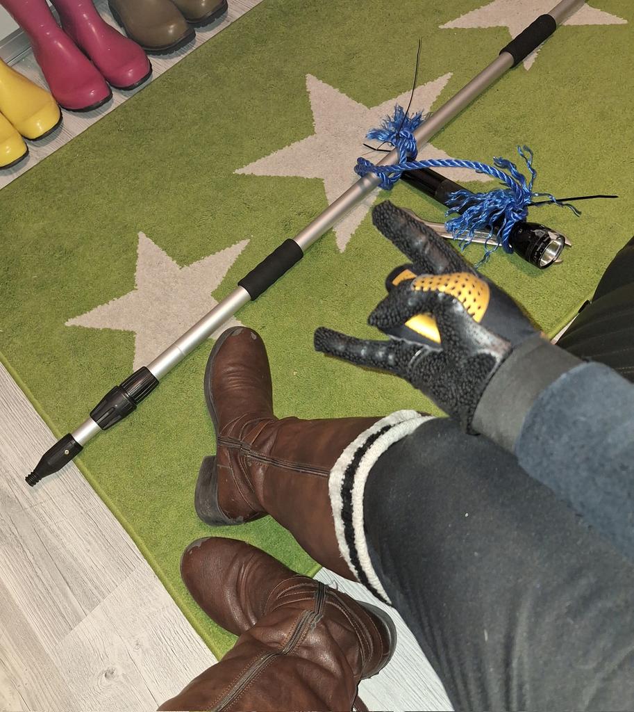 24hrs, slept , and worked out in my Jäger Elites, the racer juices are flowing 🏁🤘🏻
.
with a little bit of Poets of The Fall, The Tragically Hip, Lenny Kravitz, and Elvis as my soundtracks today 🎶🎵