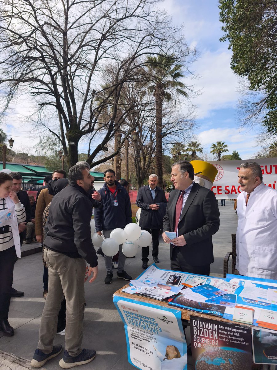 9 Şubat Dünya Sigara Bırakma Günü kapsamında Ortapark’ta açılan standımızda Kaymakam Sn. Selami Kapankaya, İlçe Sağlık Müdürü Dr. Bilgehan Hasyiğit ve İlçe Emniyet Müdürü Mehmet Dursun’un katılımıyla halkımıza bilgilendirme ve farkındalık çalışmaları yapıldı.
Destek için: ALO 171