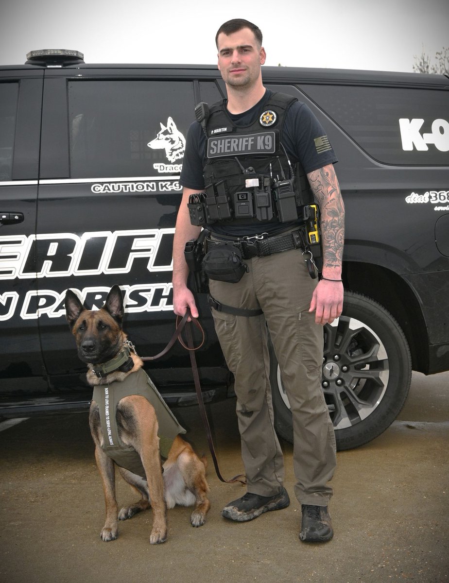 VIK9s's tweet photo. K9 heroes Draco & Robin of Union Parish Sheriff's Office, LA have received VIK9s bullet and stab protective vests thanks to the generous support of Shirl & Rich Cornelius.
Help protect a K9 hero - sponsor a vest today: https://t.co/LHqww1VutD
#K9Hero #VIK9s #Vested #Protected https://t.co/3vWjTJJO0n