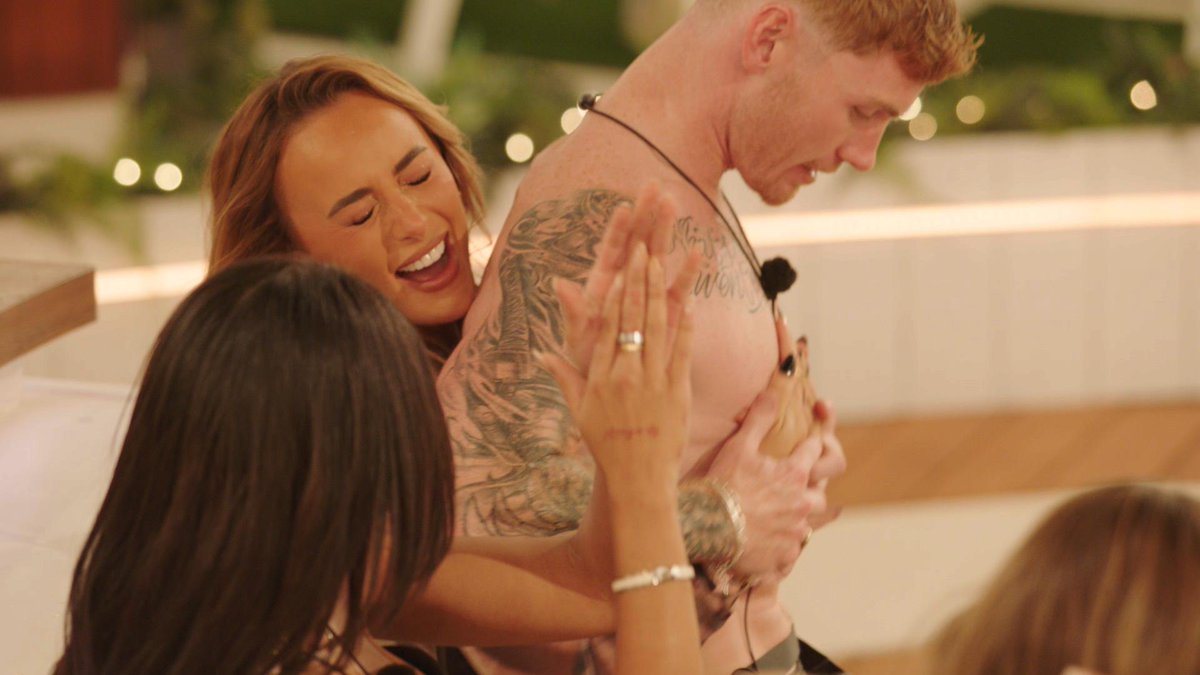 Closer Magazine UK tweet media