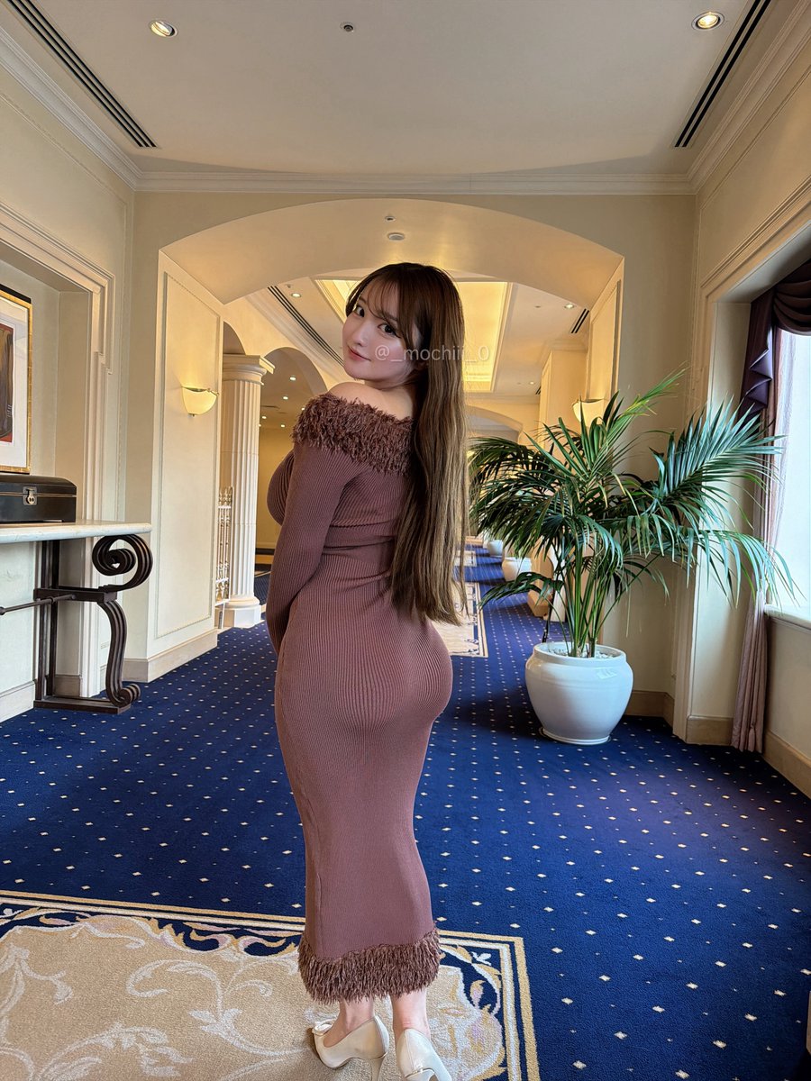 _onakasuita_14's tweet image. 上も下も100センチ超えはさすがに抱けない？