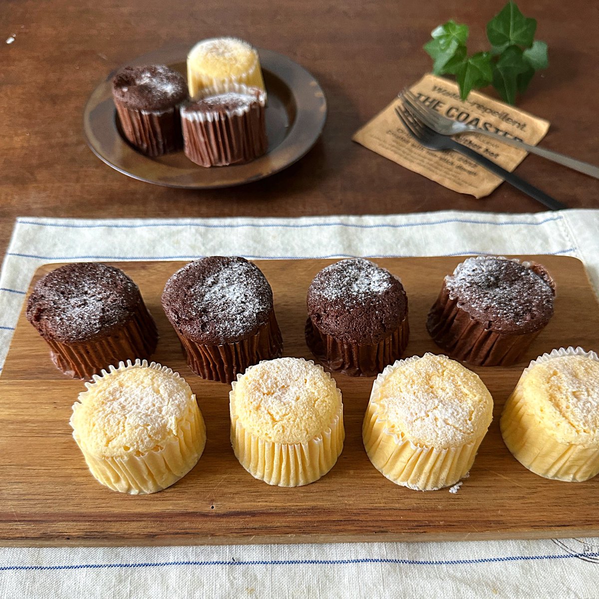 syunkon0507's tweet image. ちょっとコレは今季最高の出来を叩き出したわ…お店のそれ

半熟ガトーショコラ
半熟スフレチーズケーキ

これまでのバレンタインレシピは冷やすと生チョコみたいなねっとり食感になるけど(それも美味)これは軽くてふわシュワととろける口溶け！冷やすとまた美味。

しかもフライパンで簡単に作れて↓