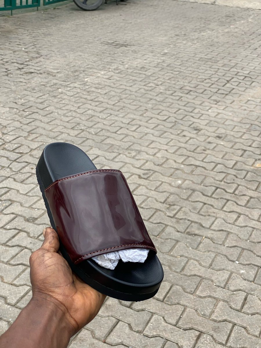 Harbaylicon's tweet photo. @john322226 Boss Lobistars, how many likes to get buy a footwear from me? Help a small business owner to thrive boss🤲🏿

These are available in different Sizes, Colors. Production (1-5working days) your location is never a barrier.“LOCATION IS LAGOS”  DM is Open.

40-45 20,000 https://t.co/2hwAix0o0X