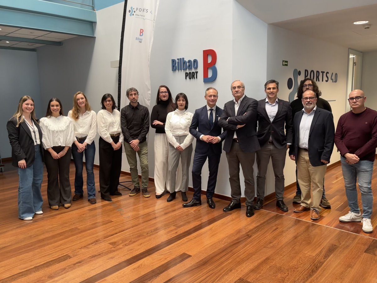 Ports 4.0 tweet media