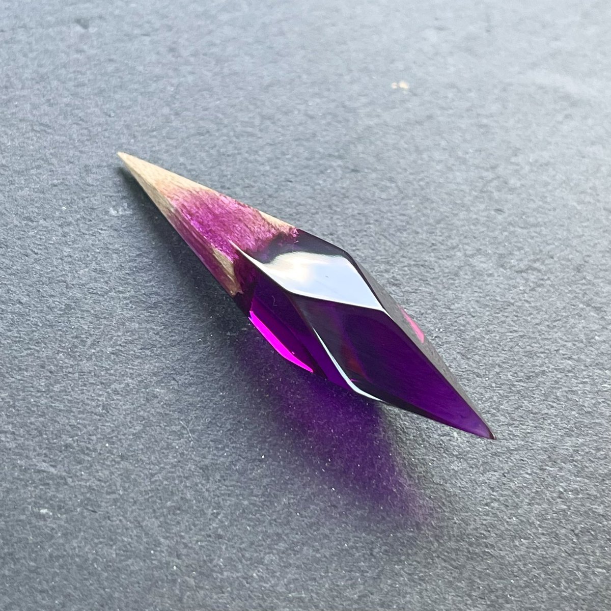 紫閃の結晶💎
