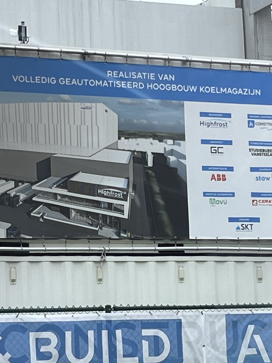 dejonckheere_k's tweet photo. Vanmarcke bouwt Highfrost in Gullegem… FlandersFoodValley 👊#ExportsPayTheBillsFolks #CombinedIntelligence #Movu #Ceratec #SKT #ABB #Brains&amp;Entrepreneurship&amp;exports
Laten we exporteren naar Singapore 😉 ⁦@Bart_DeWever⁩ https://t.co/N5mRiV3IFh