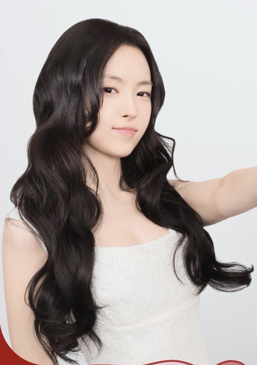 포토이즘 나은이 준내 예뻐서 넋놓고 모니터만 바라보다가 시간 다 날릴뻔햇으니까 다들 각오하고 찍으세요....