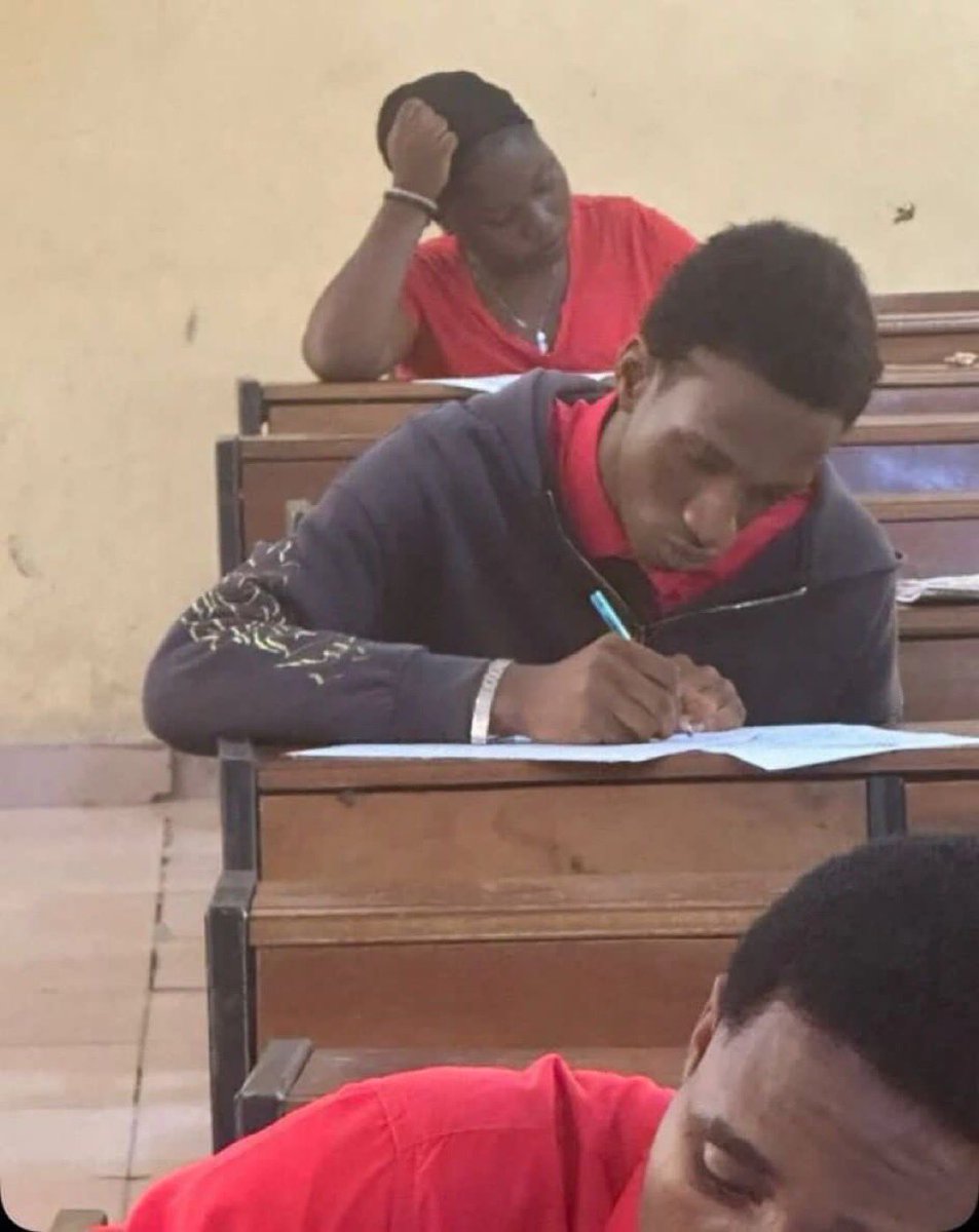 whykay2real's tweet photo. Exambizzy after December 😂 https://t.co/0zmbqFg6L0