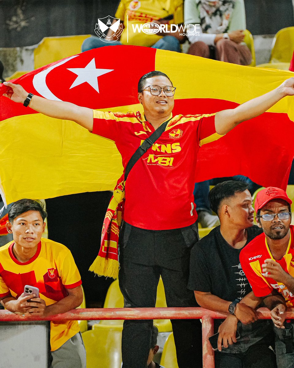 selangorfc's tweet photo. ๐๐ผ Ribuan terima kasih kepada penyokong #GergasiMerah yang hadir ke Stadium Tuanku Abdul Rahman malam tadi bagi memberikan sokongan padu untuk aksi Suku Akhir pertama #PialaMalaysia2026 menentang Negeri Sembilan FC.
๐ Baca reviu penuh aksi #NSESFC di laman rasmi https://t.co/HuLWctKPLu. ๐ฐ
๐ซก Jumpa anda Sabtu ini bagi perlawanan timbal balik Suku Akhir #PialaMalaysia2026 di Stadium MBPJ.
Dikuasakan oleh Worldwide Holdings
#SelangorFC #ThisIsSelangor
#NSESFC #PialaMalaysia2025-26