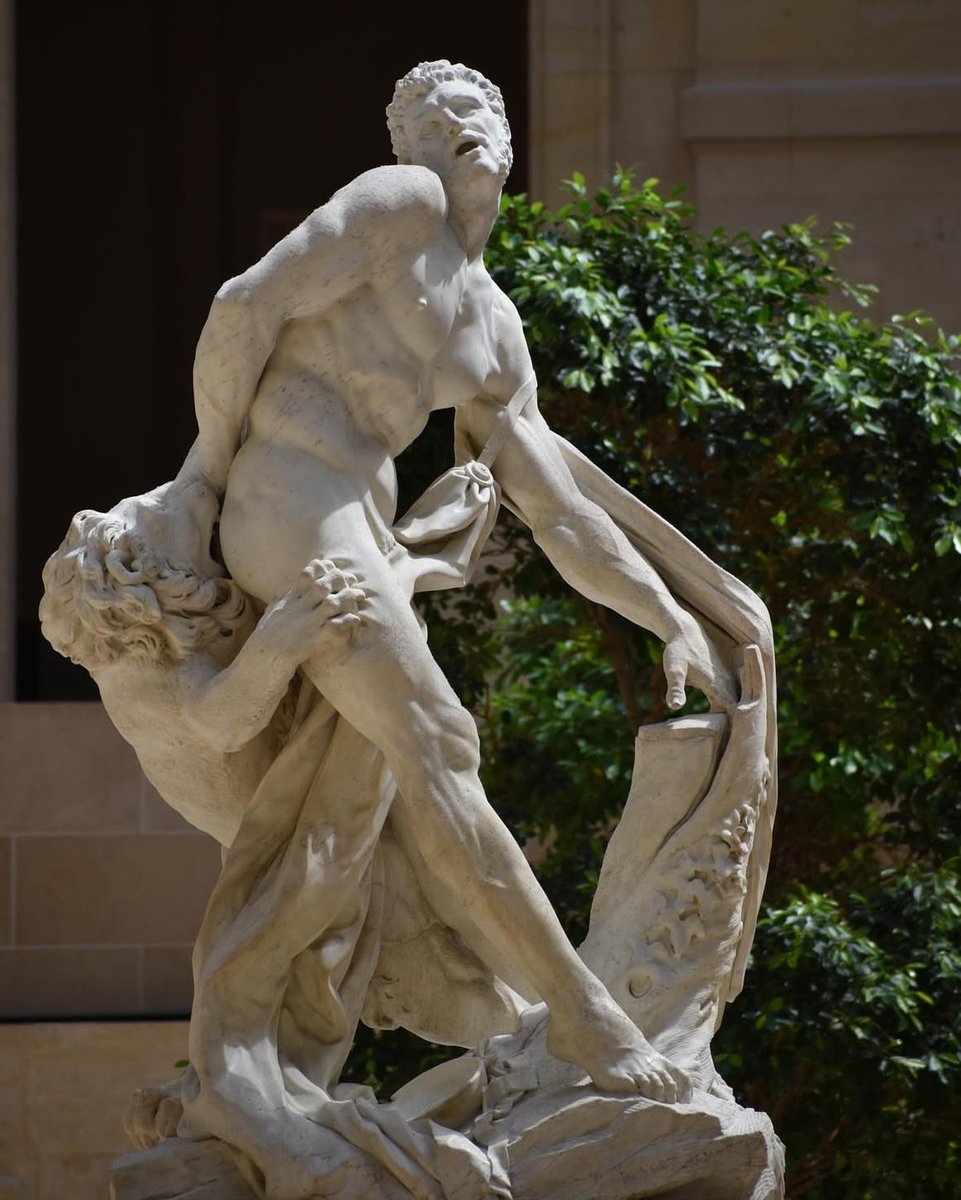MuseeLouvre's tweet photo. #UnJourUneOeuvre/#WorkOfTheDay
🇫🇷 Athlète grec plusieurs fois vainqueur aux jeux olympiques et pythiques, Milon vieillissant voulut tester sa vigueur en fendant un tronc d'arbre déjà entrouvert. Sa main resta prisonnière du tronc et il fut dévoré par les loups, ici remplacés par un lion.
Autorisé par Colbert à utiliser trois blocs de marbre de Carrare restés inutilisés dans le port de Toulon, Pierre Puget, sculpteur marseillais formé dans l'Italie baroque, entreprend dès 1671 le Milon de Crotone, qu'il n'achève qu'en 1682.
Le thème, jusque-là inconnu en sculpture, est une méditation sur la Force vaincue par le Temps, mais aussi sur l'orgueil de l'Homme : Milon est avant tout vaincu par sa vanité, qui refuse la faiblesse de son âge. Sa douleur est autant morale que physique.
∴
🌎 A Greek athlete and multiple winner of the Olympic and Pythian Games, the aging Milon tried to test his strength by splitting open a tree trunk. His hand remained trapped in the trunk, and he was devoured by wolves, here replaced by a lion.
Authorized by Colbert to use three blocks of Carrara marble left unused in the port of Toulon, Pierre Puget, a Marseille sculptor trained in Baroque Italy, began work on Milon de Crotone in 1671, but did not complete it until 1682.
The theme, hitherto unknown in sculpture, is a meditation on Strength vanquished by Time, but also on the pride of Man: Milon is above all vanquished by his vanity, which refuses the weakness of his age. His pain is as much moral as physical.