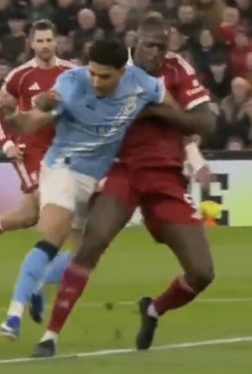 Simon Hand tweet media