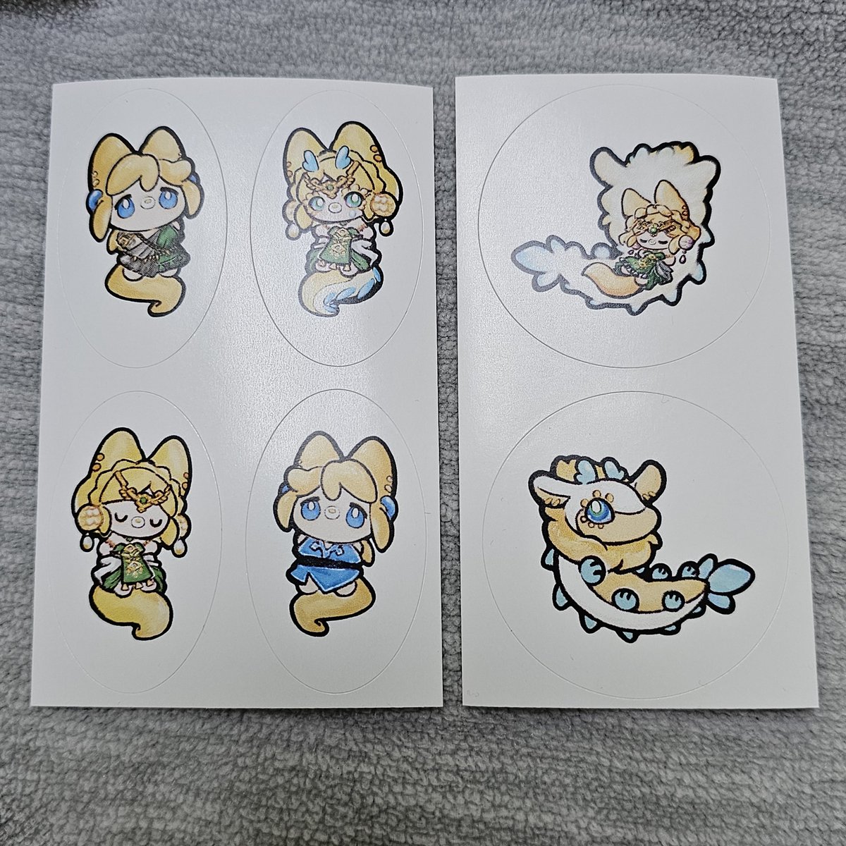 젤다온에서 판매한 아이들 통판
(바로 배송이 가능합니다.)

핸드메이드로 소량 제작
🍤백룡 키링 8×19~20cm (금색 키링+4cm)
🐋고래 화석
✨️홀로그램 키링 3종 (별키링)
✨️ 6종 스티커

📅주문기간: 9일~(수량 1~2개)

통판폼:witchform.com/deposit_form.p…

#젤리전_부스홍보 #젤리전