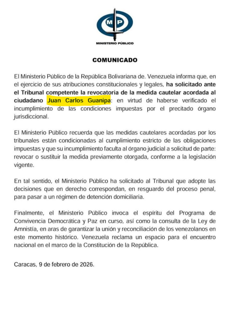 Gbastidas's tweet photo. En la madrugada de este lunes #9Feb, el despacho de Tarek William Saab emitió dos comunicados tras el nuevo secuestro de Juan Pablo Guanipa.

El primero tenía un error en el nombre, decía "Juan Carlos Guanipa".

El segundo asegura que revocaron la boleta de excarcelación por un supuesto incumplimiento de las medidas cautelares que le habían sido impuestas, por lo cual fue nuevamente detenido y será sometido a régimen de prisión domiciliaria.

Sin embargo, en la boleta de excarcelación consta que las restricciones que tenía eran presentación periódica ante el tribunal de la causa y prohibición de salida del país. Ninguna de las dos fue incumplida.